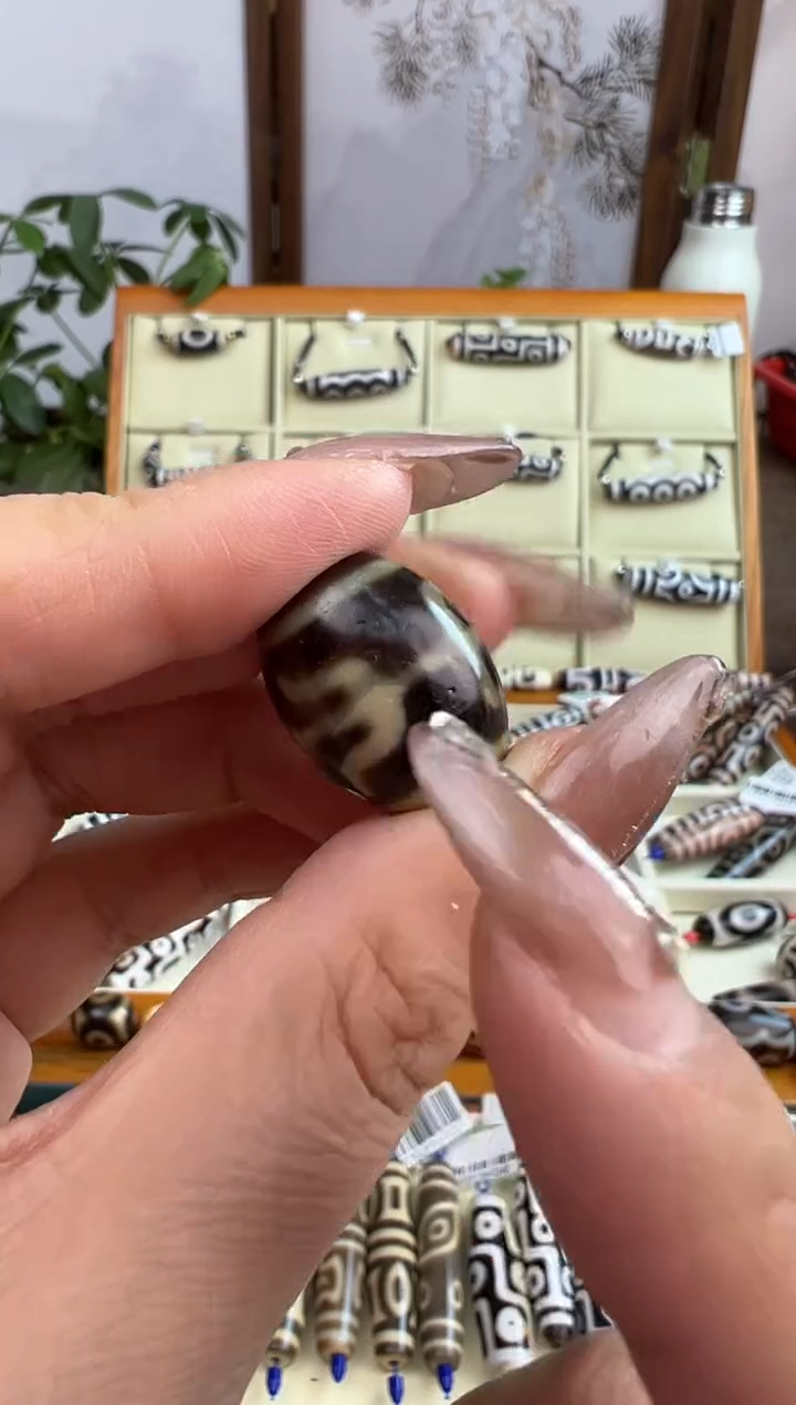 【闪购商品】玛瑙/玉髓吊坠(不含链)未镶嵌69.微瑕