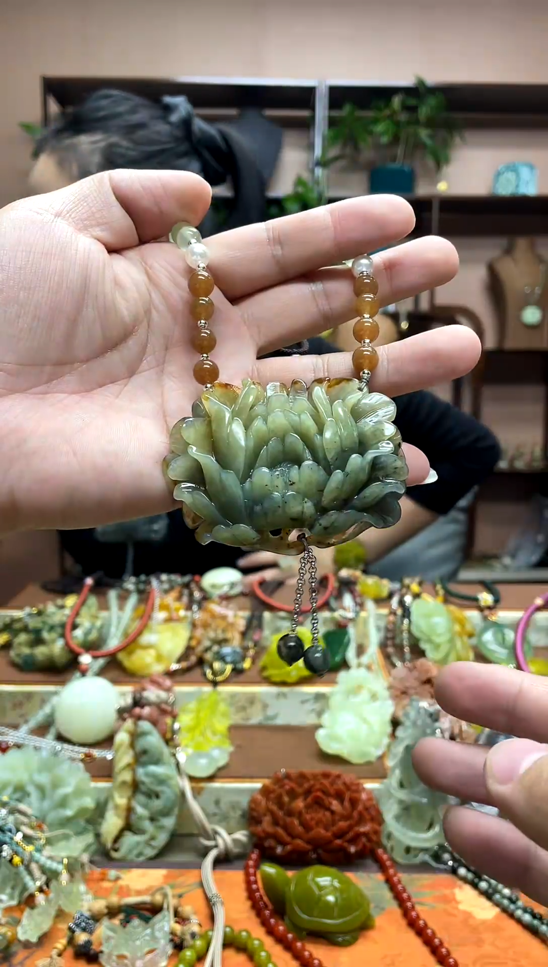 未镶嵌岫玉吊坠·