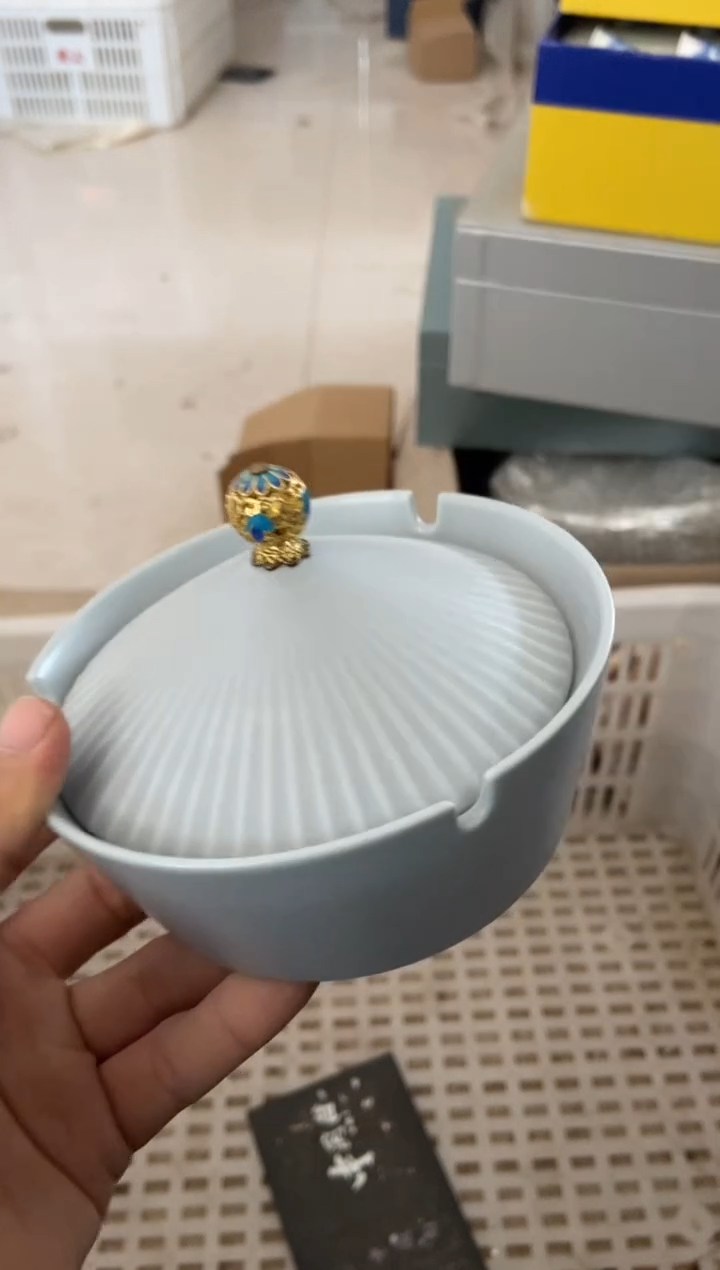 杯子瓷无运费险有瑕疵的摄影的产品有使用过的痕迹有点脏介意勿拍