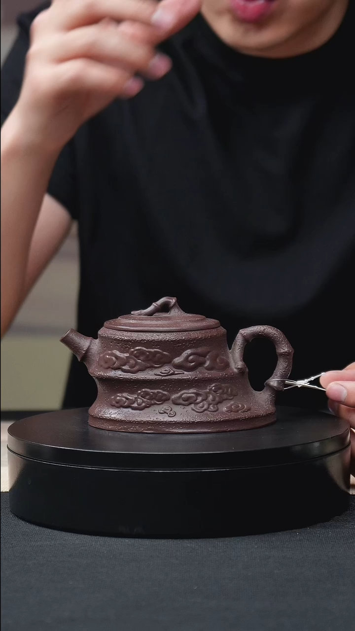 茶壶紫砂百目老紫泥花器云耕