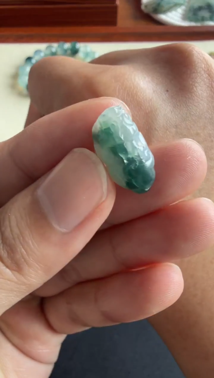 未镶嵌定制翡翠貔貅