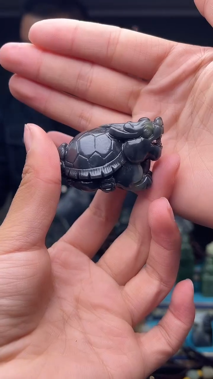 未镶嵌和田玉挂件1