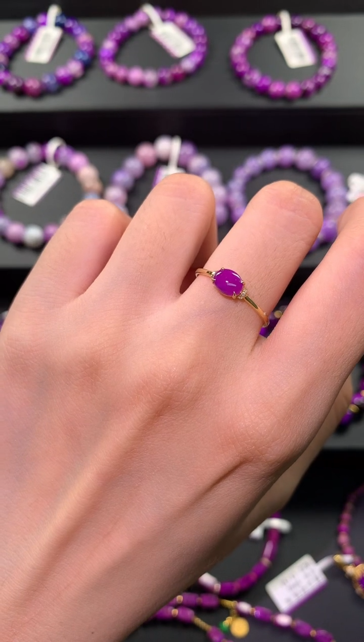 18K金镶嵌苏纪石（舒俱来）.戒指