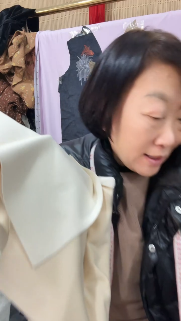 大码水洗羊绒阔腿裤裁片奶白色大码一条脏 126