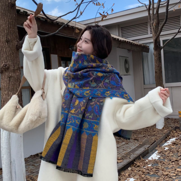 【雪乡系列】65*180民族风 氛围感 秋冬季百搭围巾女加厚披肩外搭
