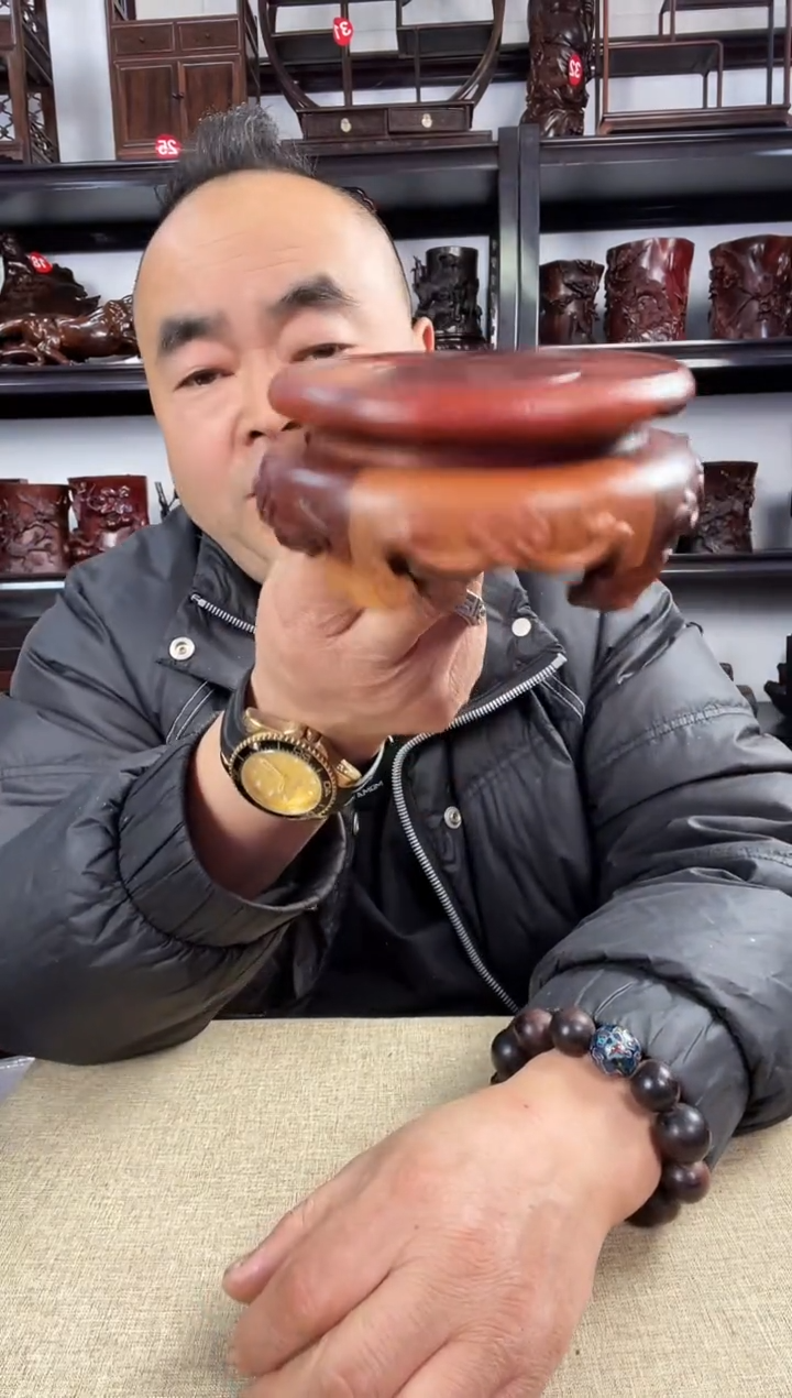 木老李红木工艺品64瑕疵