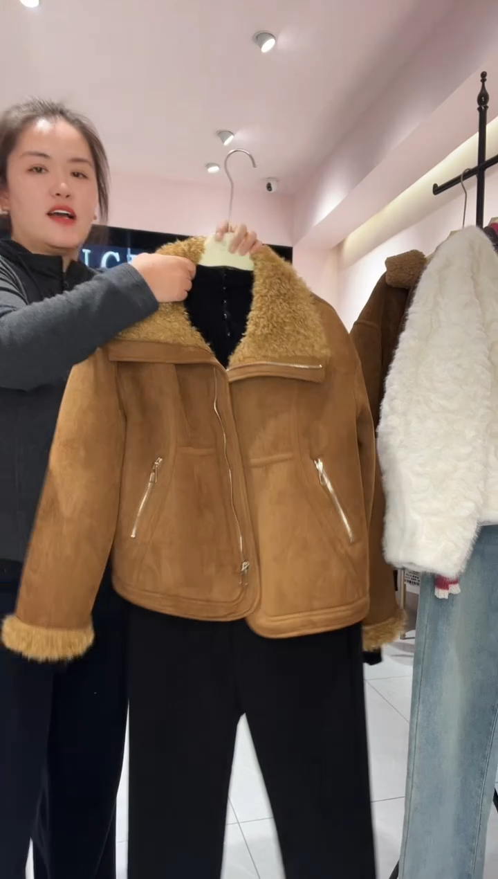 ?*天82171皮毛一体L号115