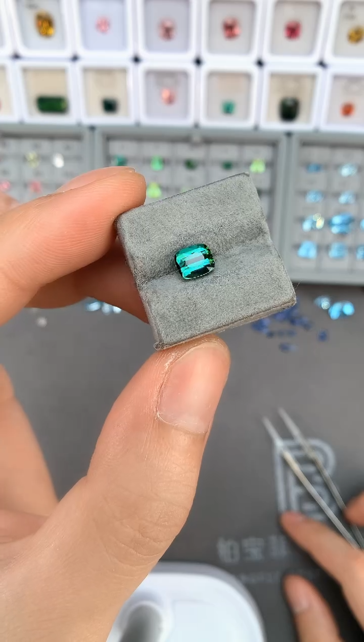 【闪购商品】定制碧玺裸石未镶嵌1.11ct