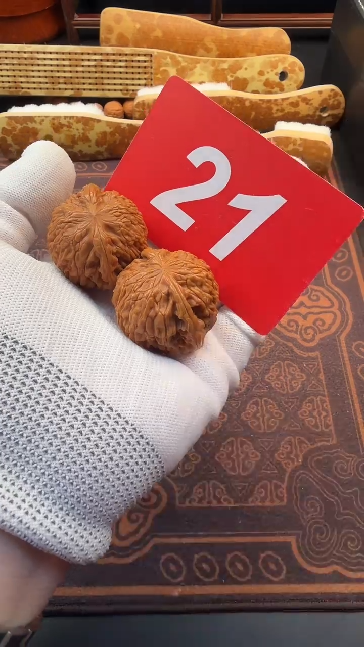 把件文玩核桃39原树蛮王