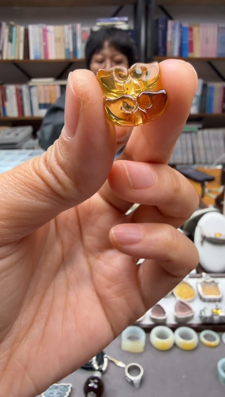 琥珀颈饰未镶嵌19