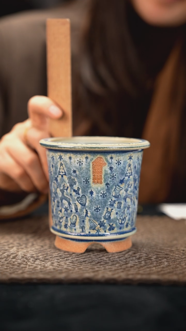 12-01-143花盆口径7.5瑕