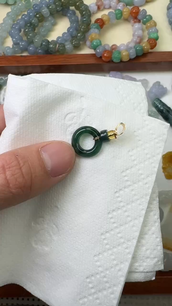 【闪购商品】翡翠颈饰未镶嵌【闪购商品】 天然翡翠 