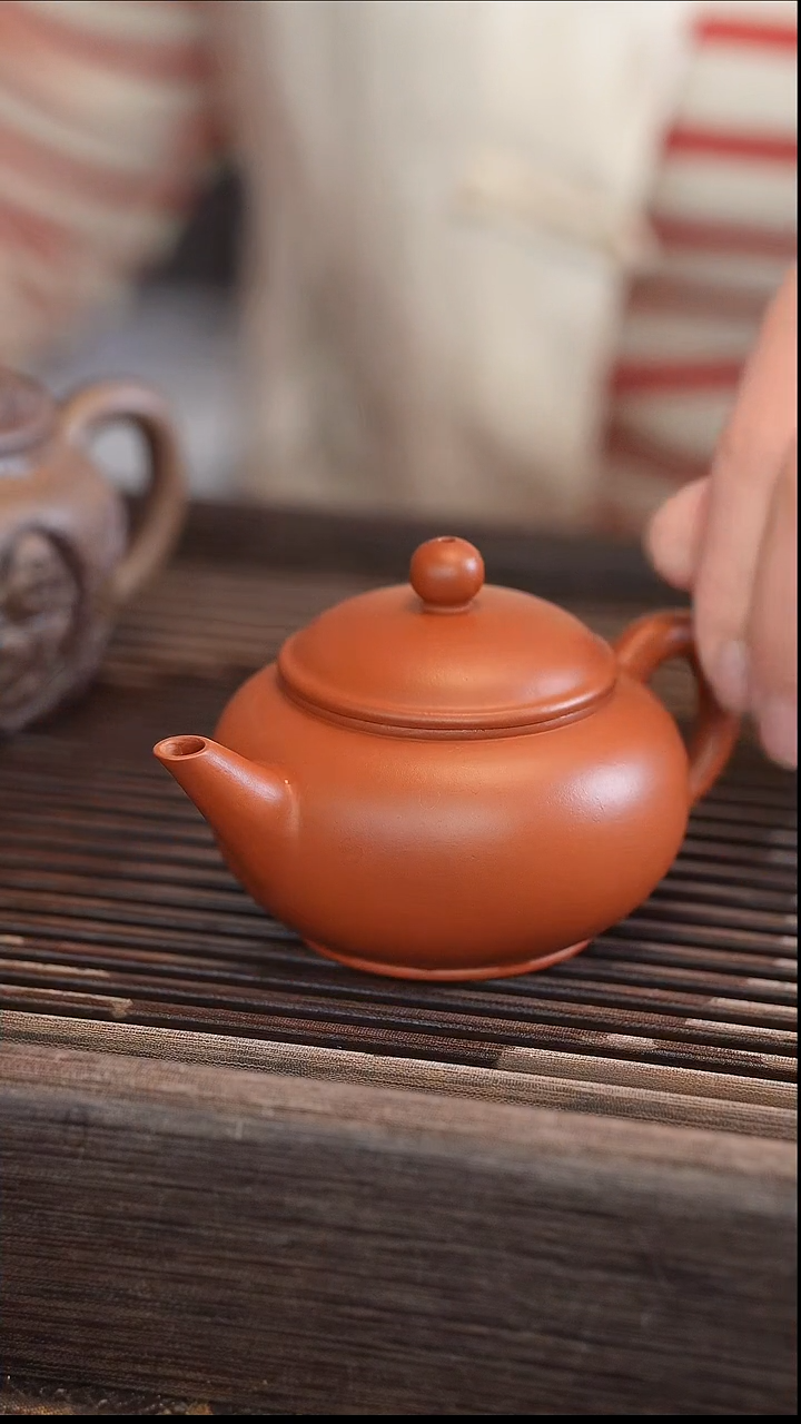 茶壶紫砂水平 朱泥 半手工 150cc