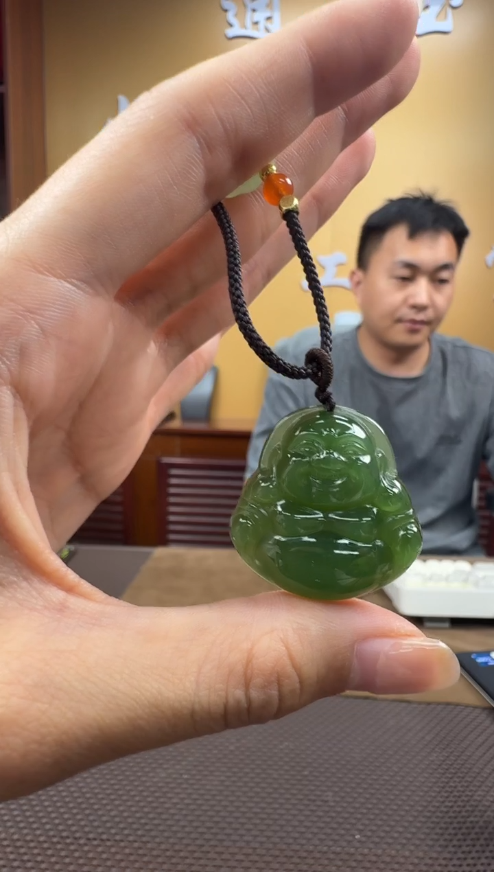 和田玉未镶嵌颈饰挂件