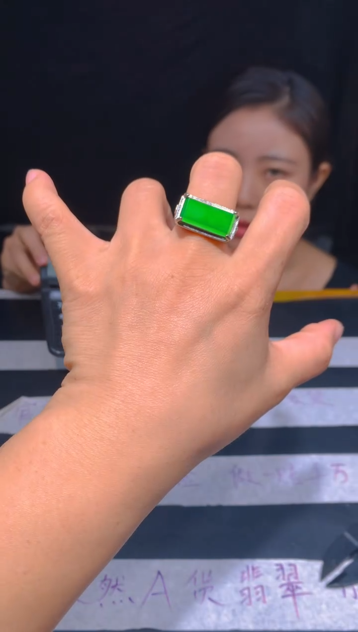 未镶嵌定制翡翠108定制翡翠—多样性发货（发其一）