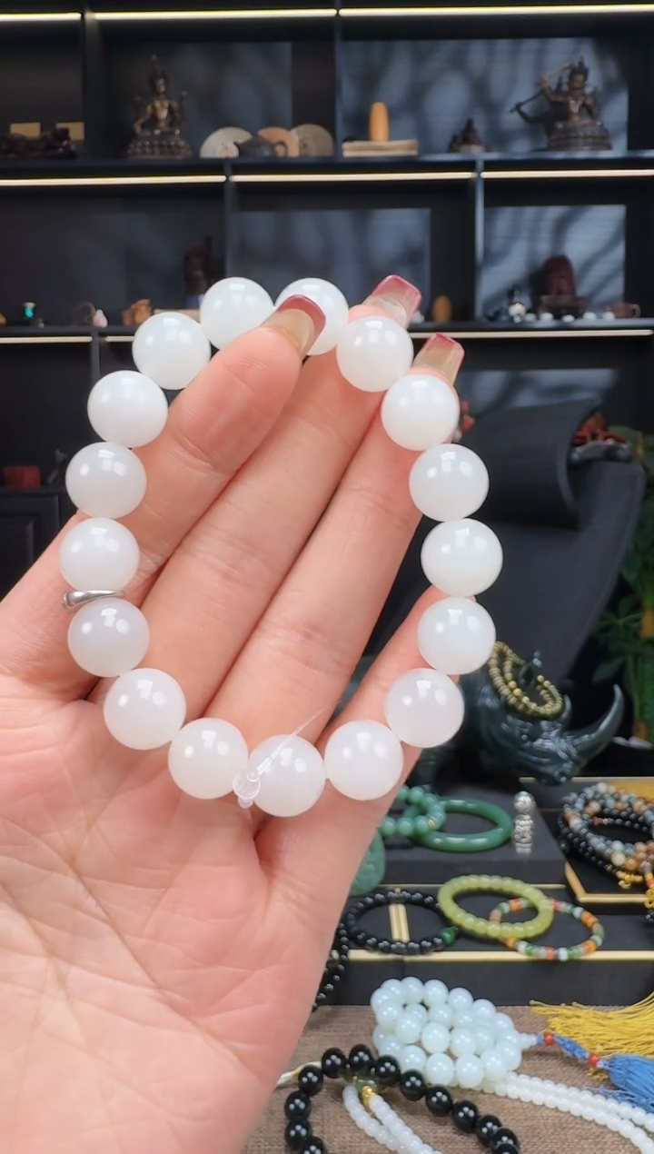 【闪购商品】和田玉1未镶嵌12mm野牛沟手串