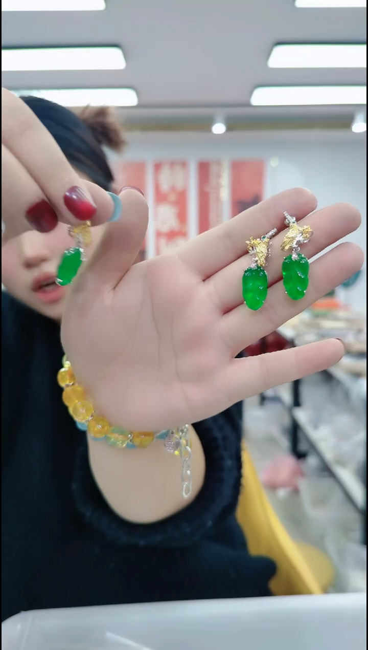 【闪购商品】石英质玉颈饰合金25136 绿报喜鸟一套