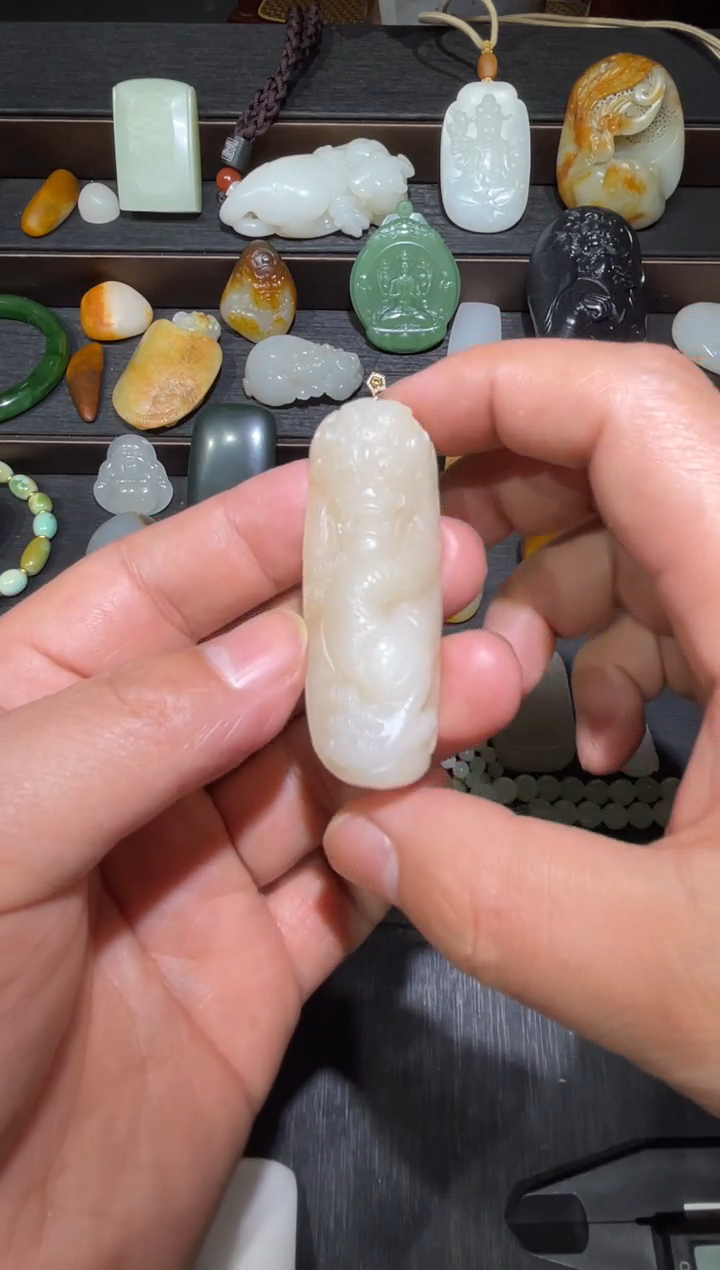 吊坠(不含链)未镶嵌和田玉和田玉龙牌