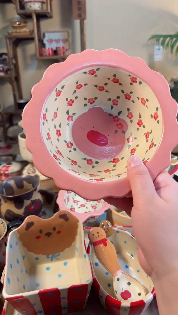 【闪购商品】猪猪草帽碗高温瓷器