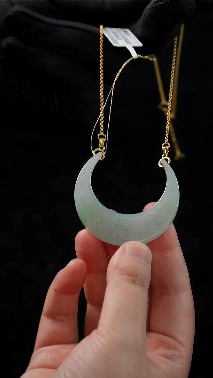 翡翠银S925镶嵌颈饰弯弯