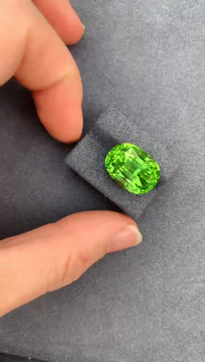 【闪购商品】橄榄石裸石未镶嵌20ct橄榄石