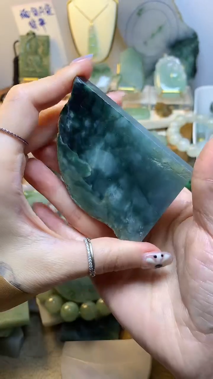 未镶嵌挂件翡翠缅甸A货翡翠,没有运费险,有纹有裂