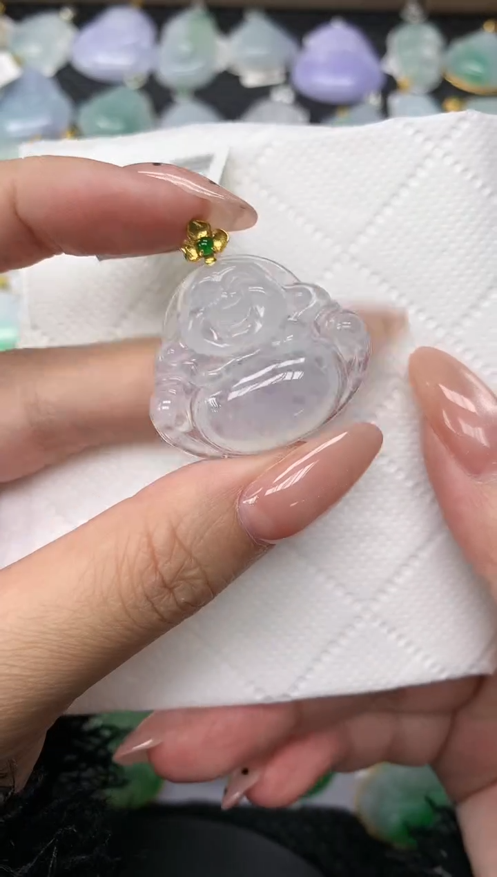 颈饰18K金镶嵌翡翠 1111111111