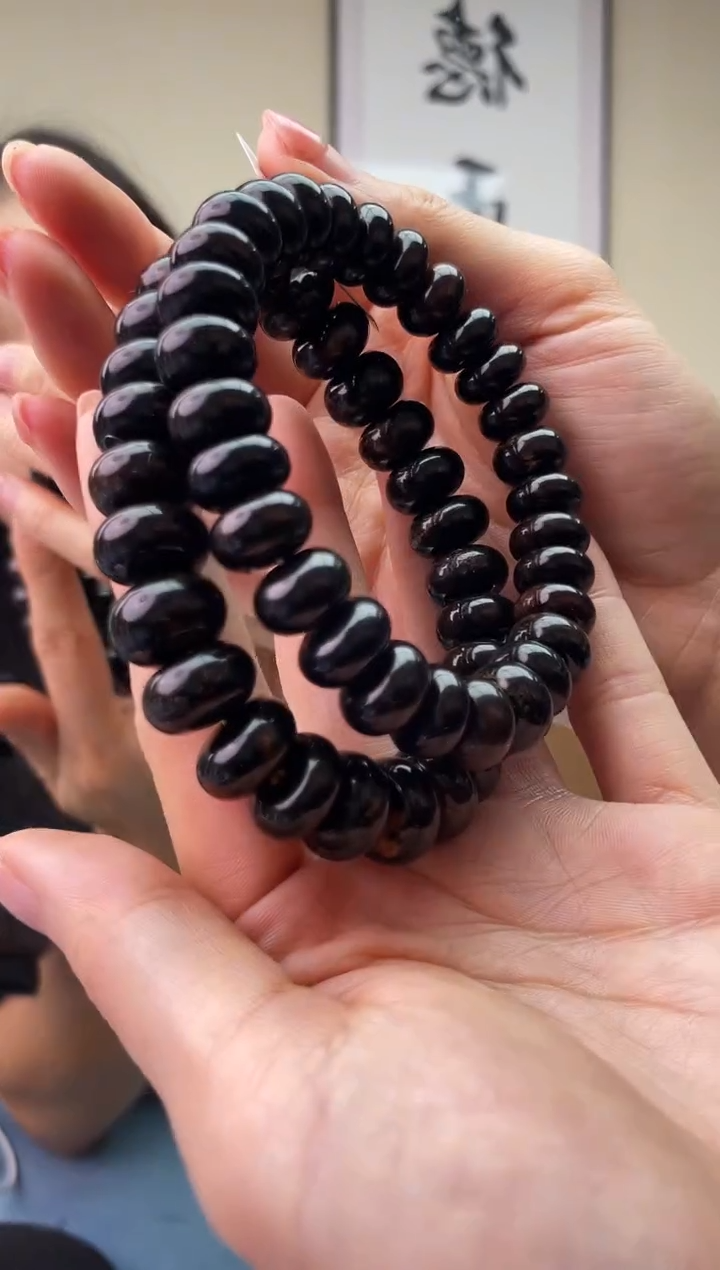 琥珀未镶嵌珠宝奇石T19假一罚十，多样性发一件