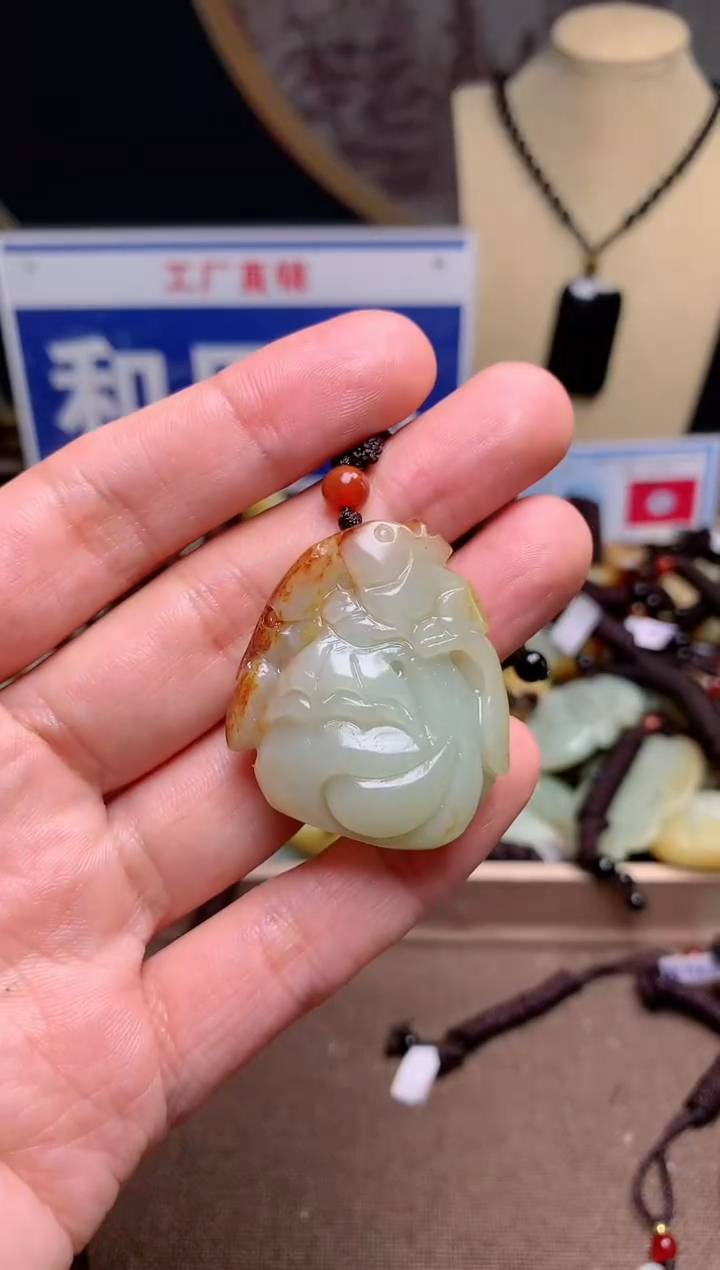 【闪购商品】和田玉颈饰未镶嵌1