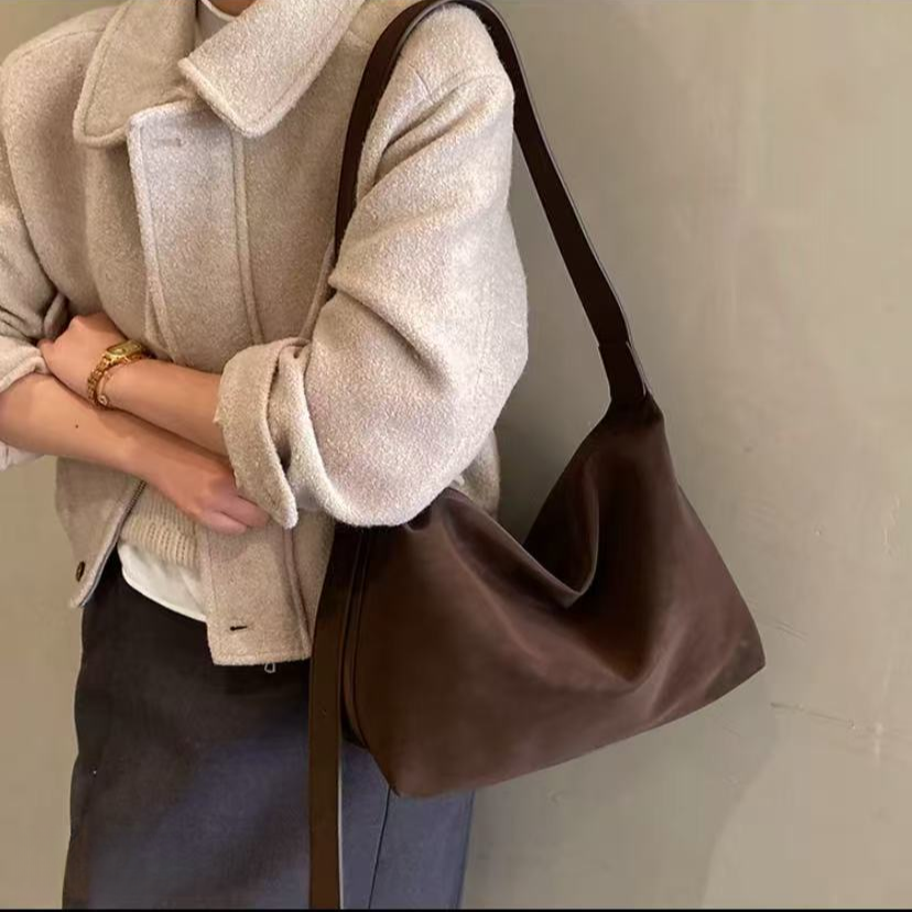 时尚小众斜挎包通勤轻奢风法式学院风休闲拉链磨砂百搭复古简约