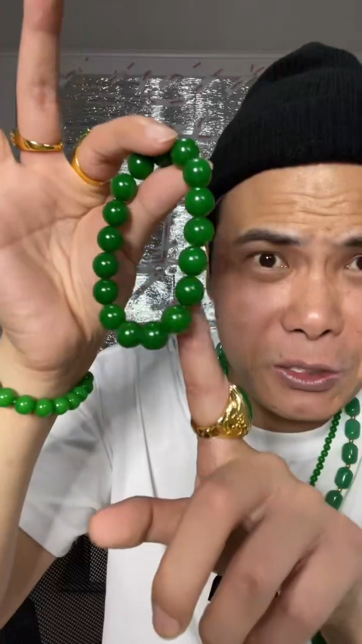 未镶嵌手串翡翠【小伍珠宝】缅料木左色12m手串