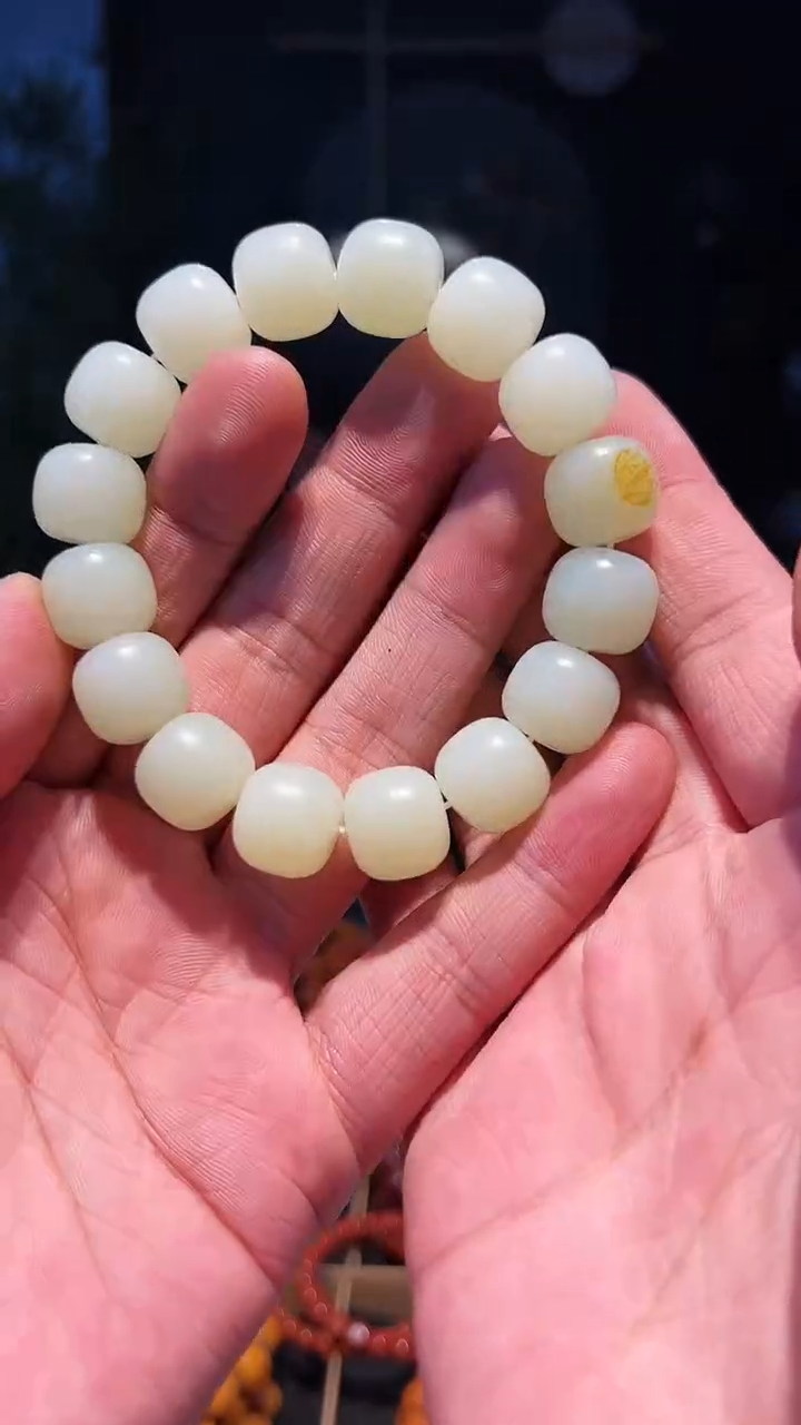 【闪购商品】和田玉手链未镶嵌14+老型单圈