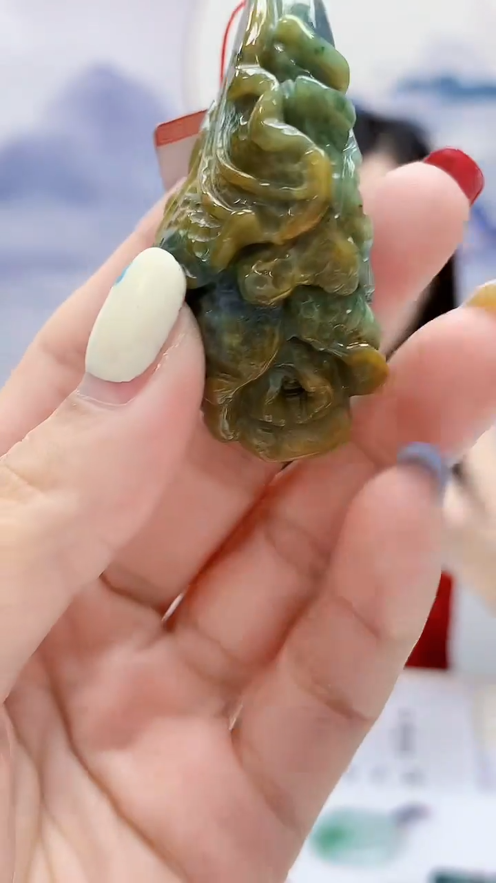 定制翡翠未镶嵌4852lr-毛货挂件95