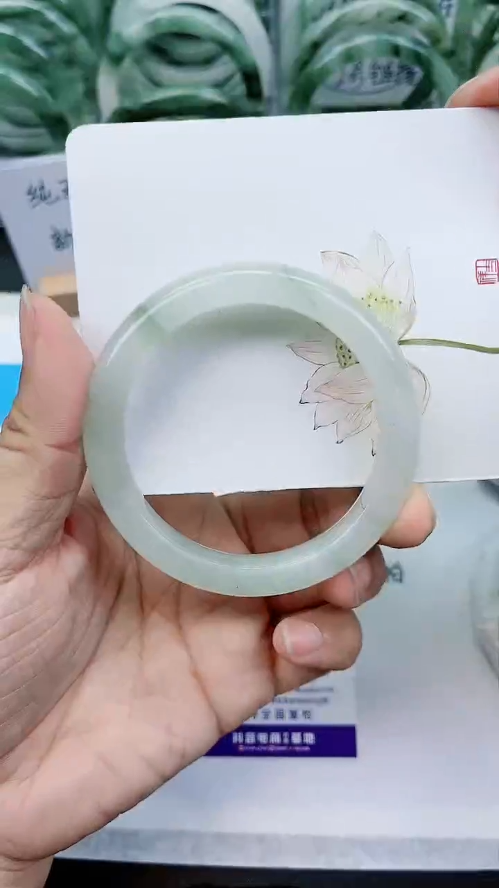 【闪购商品】石英质玉手镯未镶嵌C126号/57--58圈