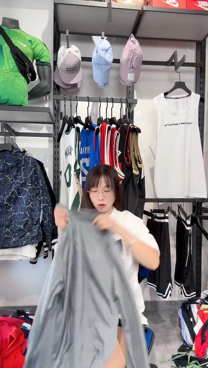 1230编码 瑕疵款以直播间过款为准 尺码2