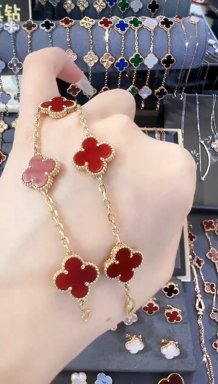 【闪购商品】玛瑙/玉髓手链18K金镶嵌K黄手链