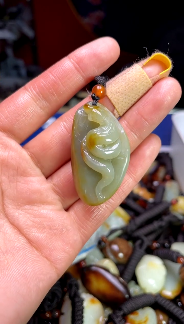 【闪购商品】和田玉颈饰未镶嵌1