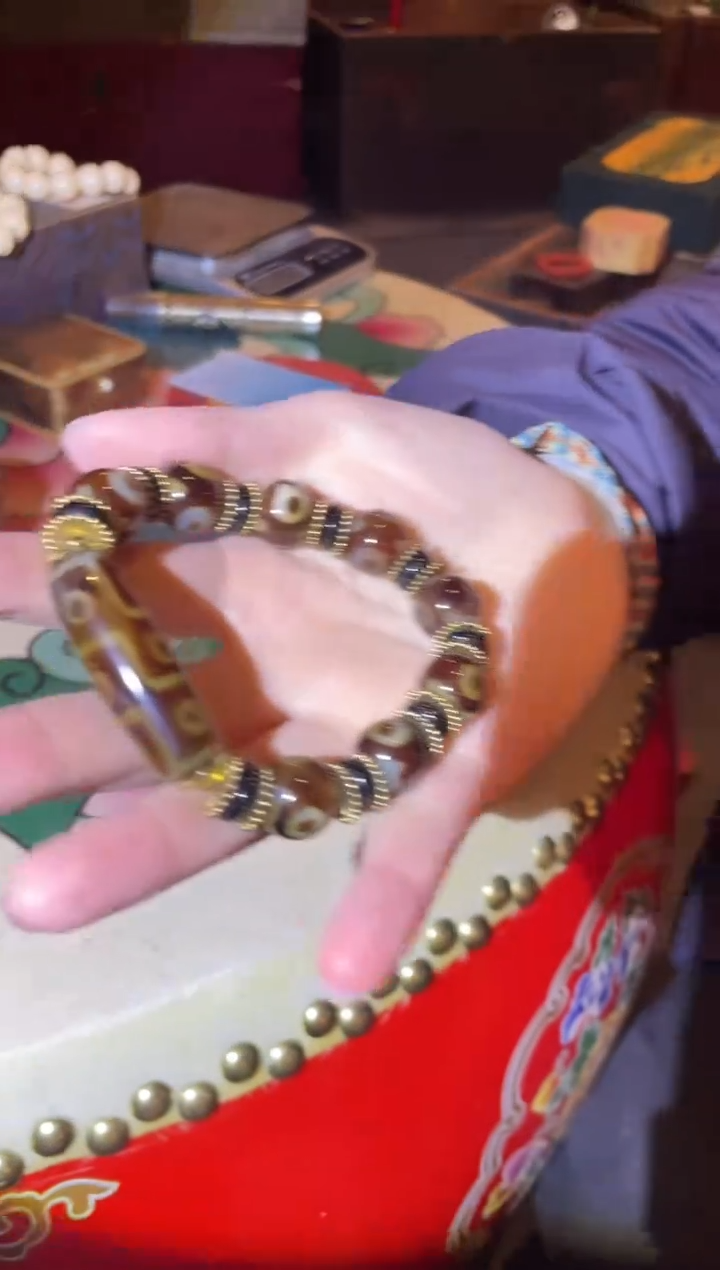 【闪购商品】一一一一一一黑天