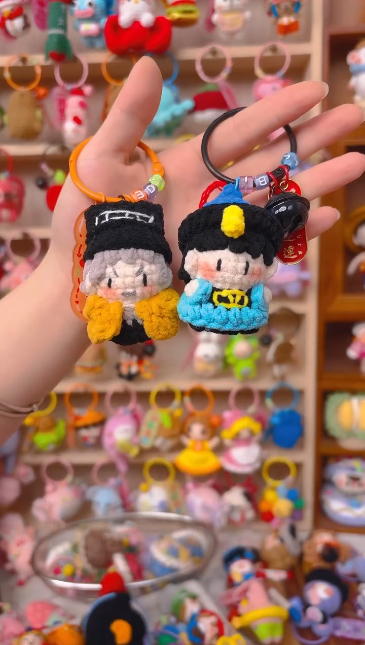 纯手工制作毛线钩织成品林正英软糖，僵尸软糖