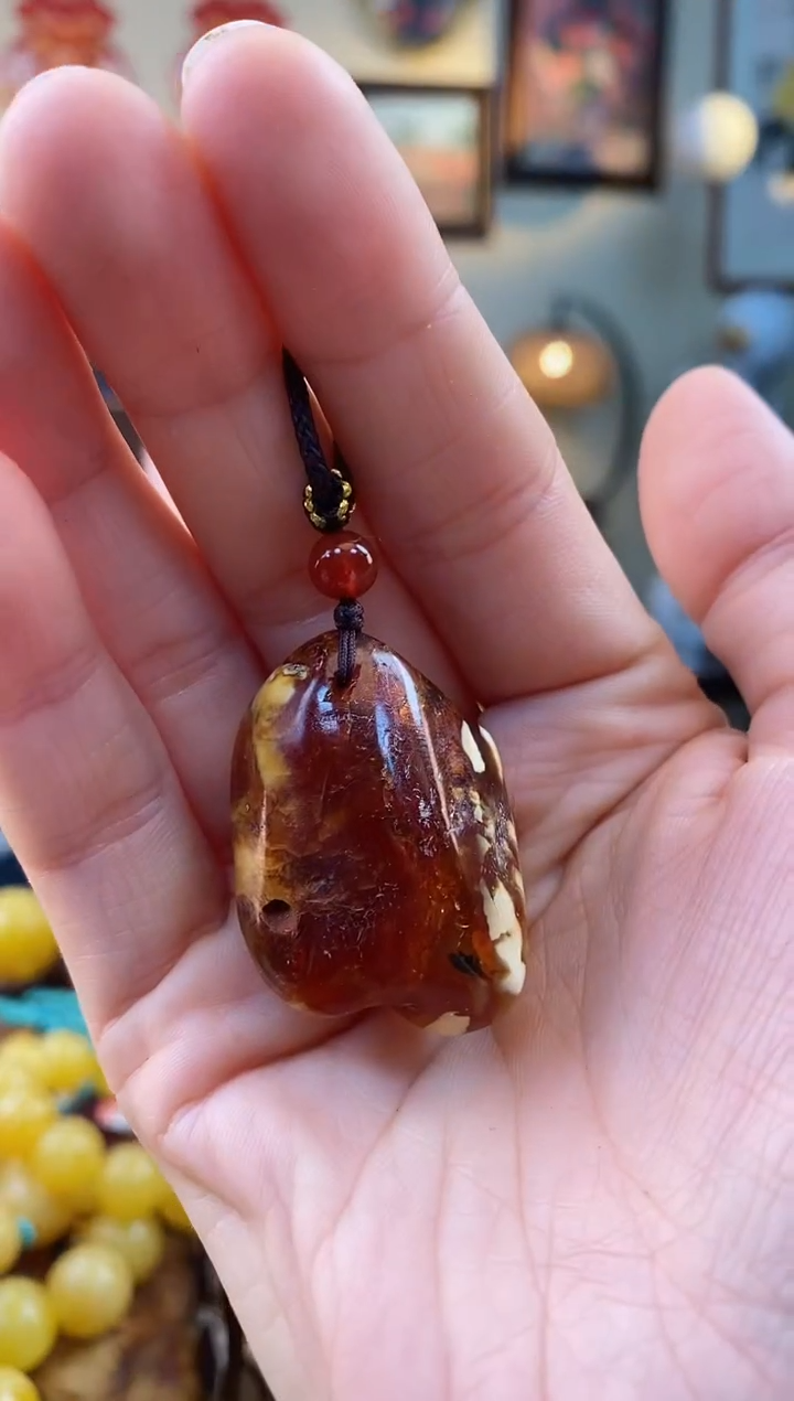 【闪购商品】琥珀颈饰未镶嵌吊坠