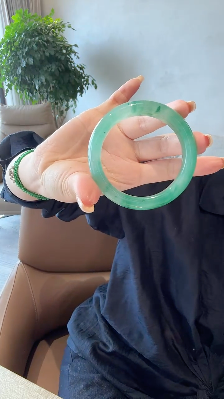 【闪购商品】石英质玉手镯未镶嵌11号