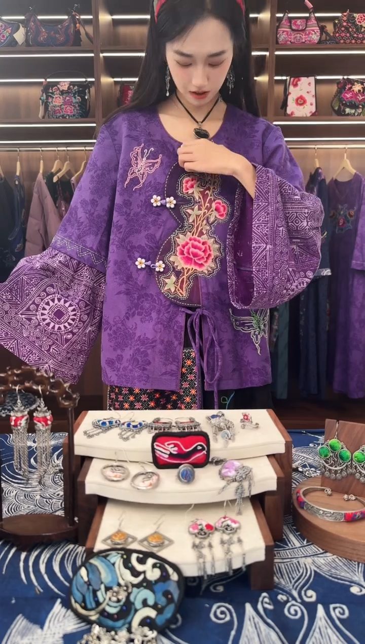 织绣L75黔东南苗族刺绣