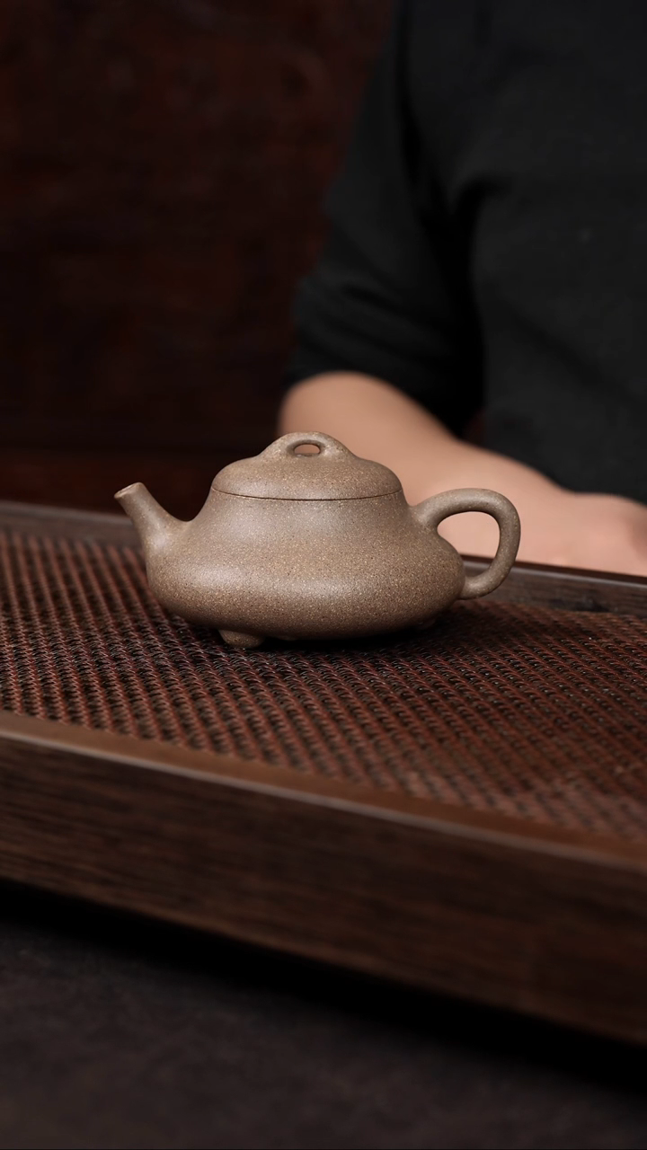 【闪购商品】紫砂茶壶高温红降坡儒瓢【带矿标证书】