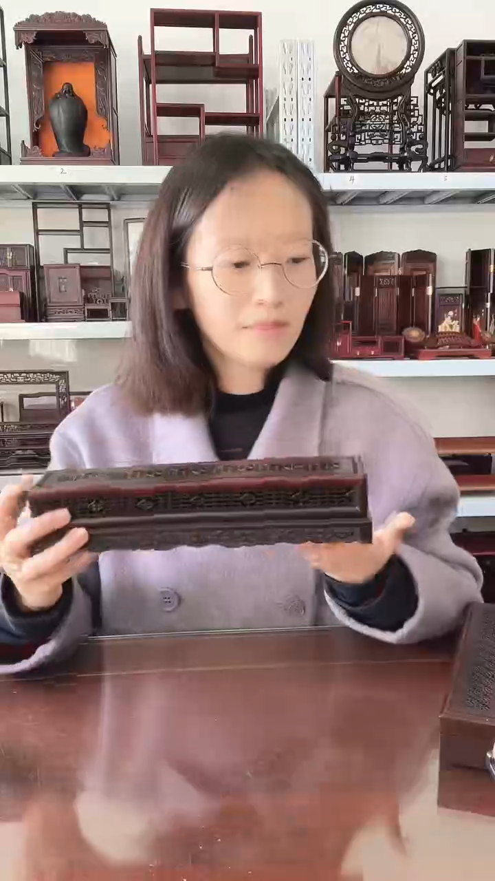 卢氏黑黄檀（大叶紫檀）刘*柱香盒88