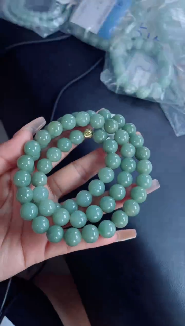 定制翡翠未镶嵌珠串