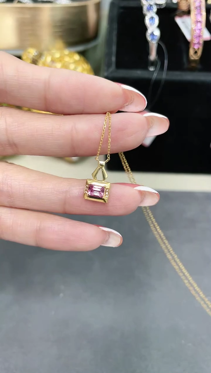 彩色蓝宝石项链18K金镶嵌·