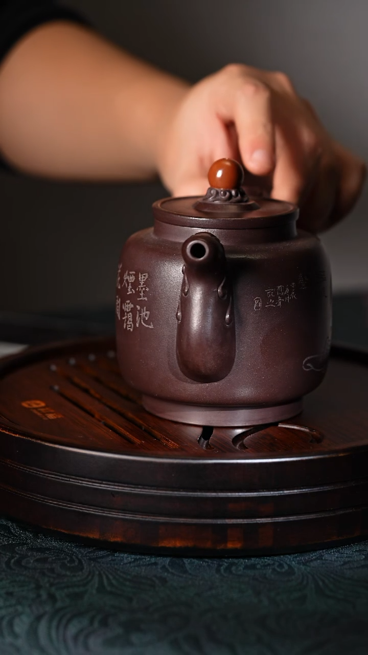 茶壶紫砂圆柱刻绘紫泥紫砂壶