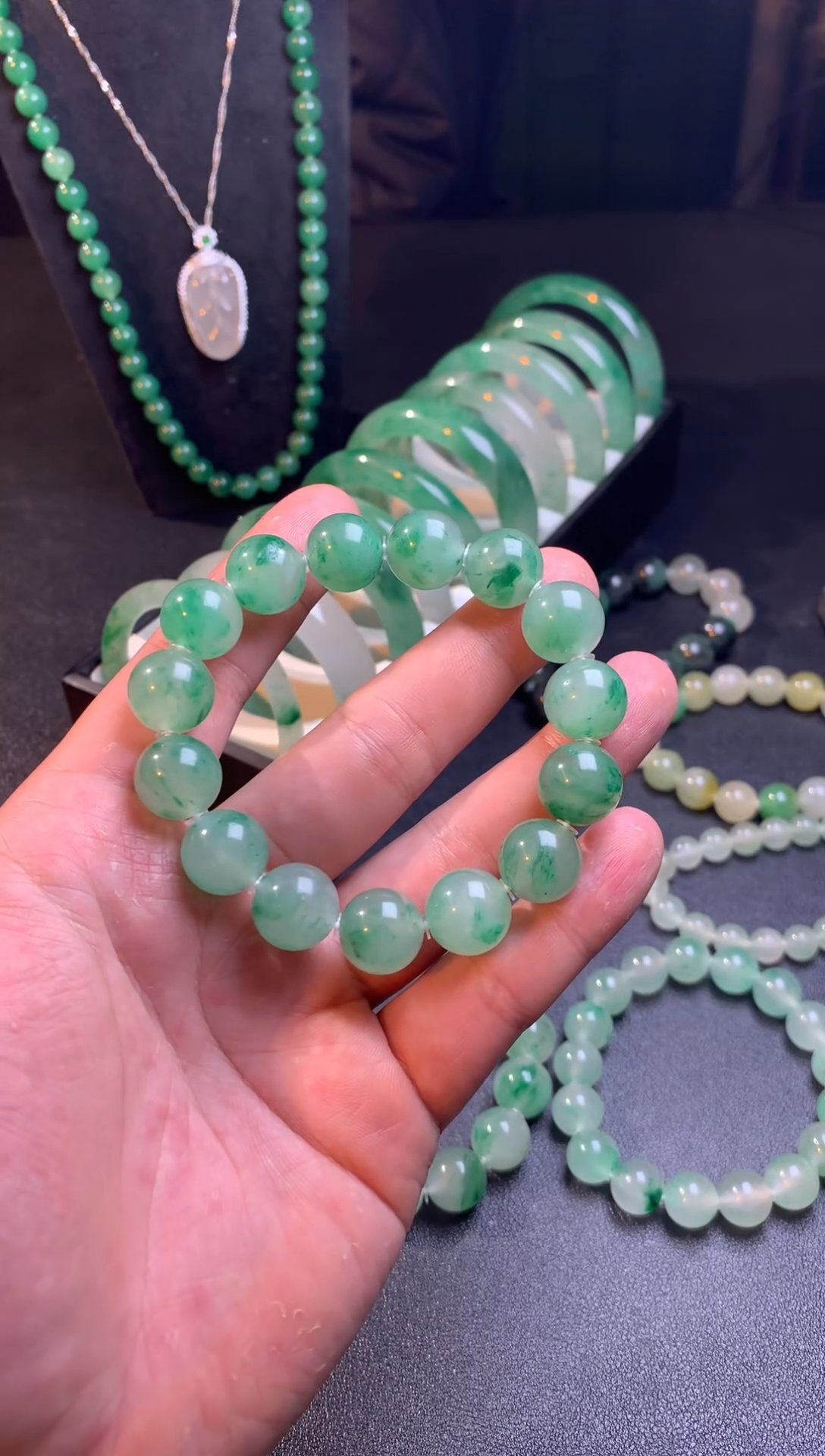 未镶嵌手串石英质玉（非洲翠）卡14mm冰飘花手串