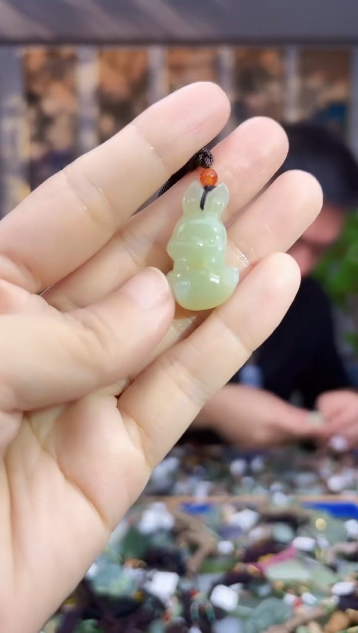未镶嵌和田玉挂件拍一发一