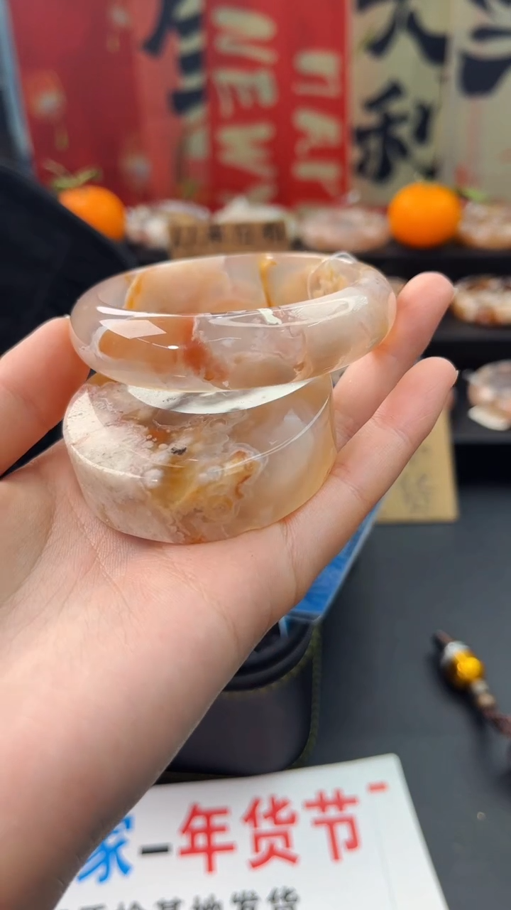 【闪购商品】石英质玉手镯未镶嵌赠送镯心（57圈口）